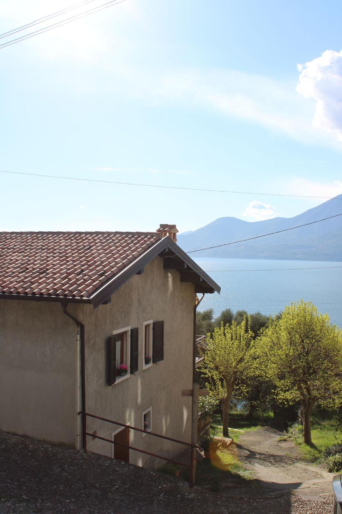 Ferienwohnung Casa Antony Torri Del Benaco Exterior foto